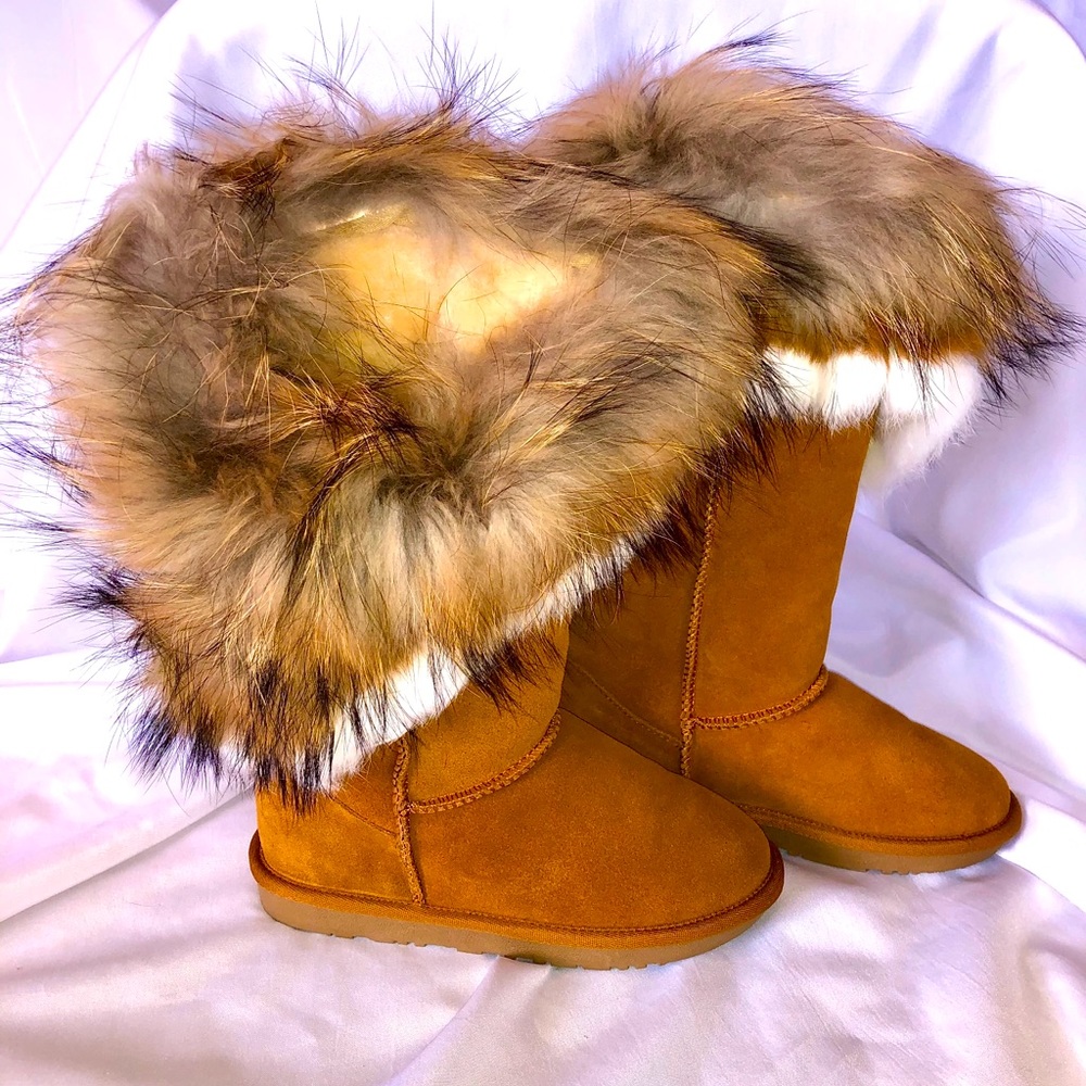 Aphnus mid calf suede and rabbit fur boots Size 7